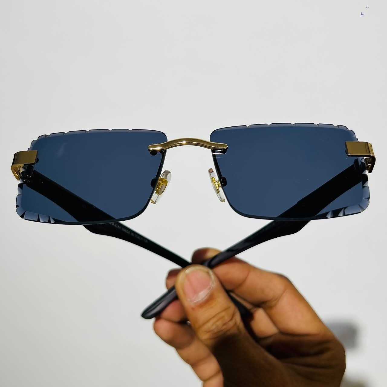 Diamond Cut Frameless Black Shades V-shape