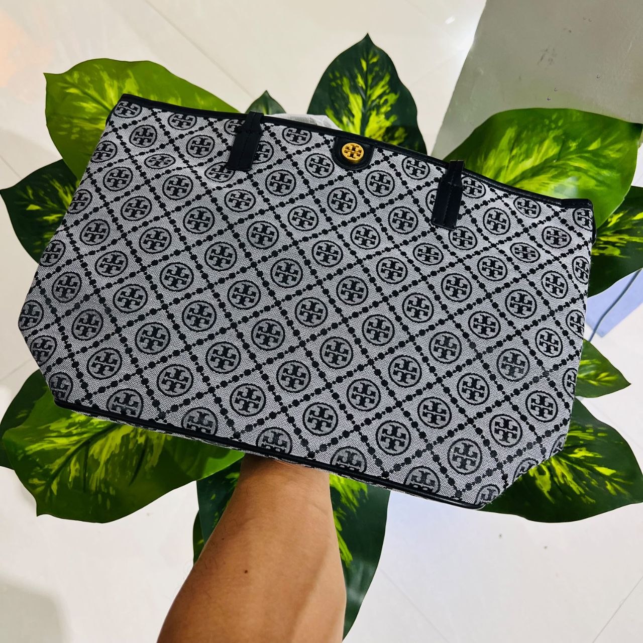 Tory Burch Grey Ladies Purse