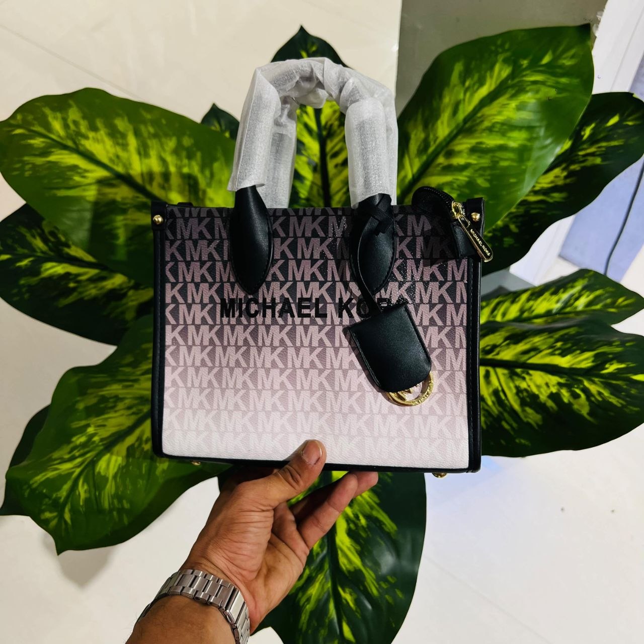 Michael Kors Cross Body Hand Bag