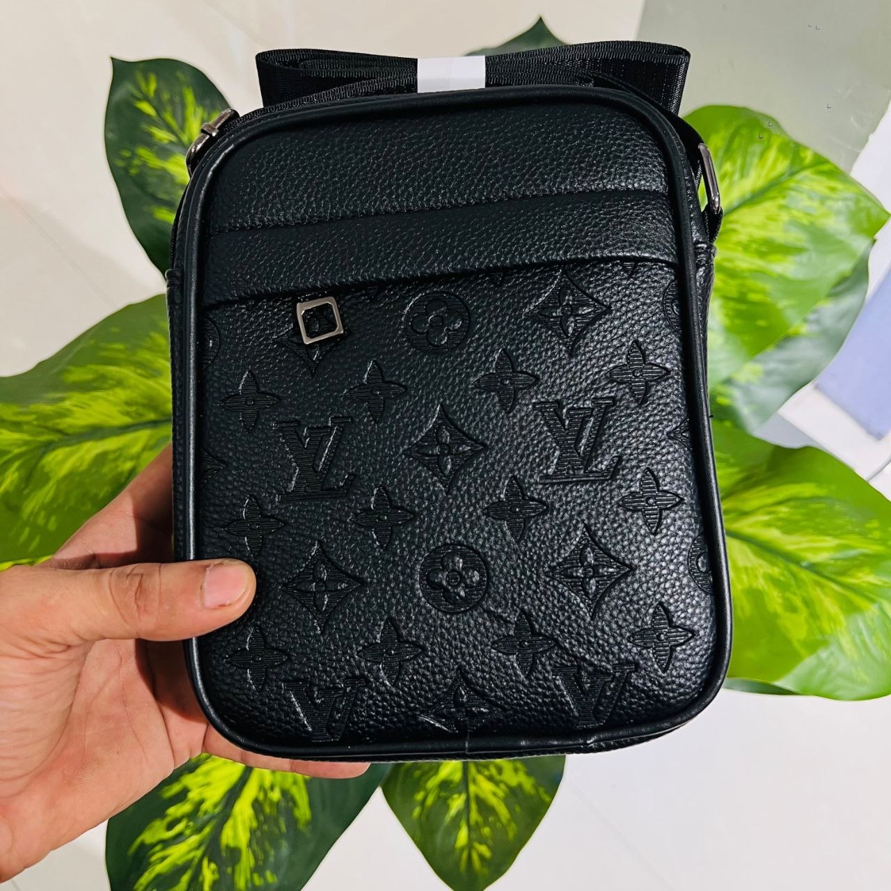 lv sling bag