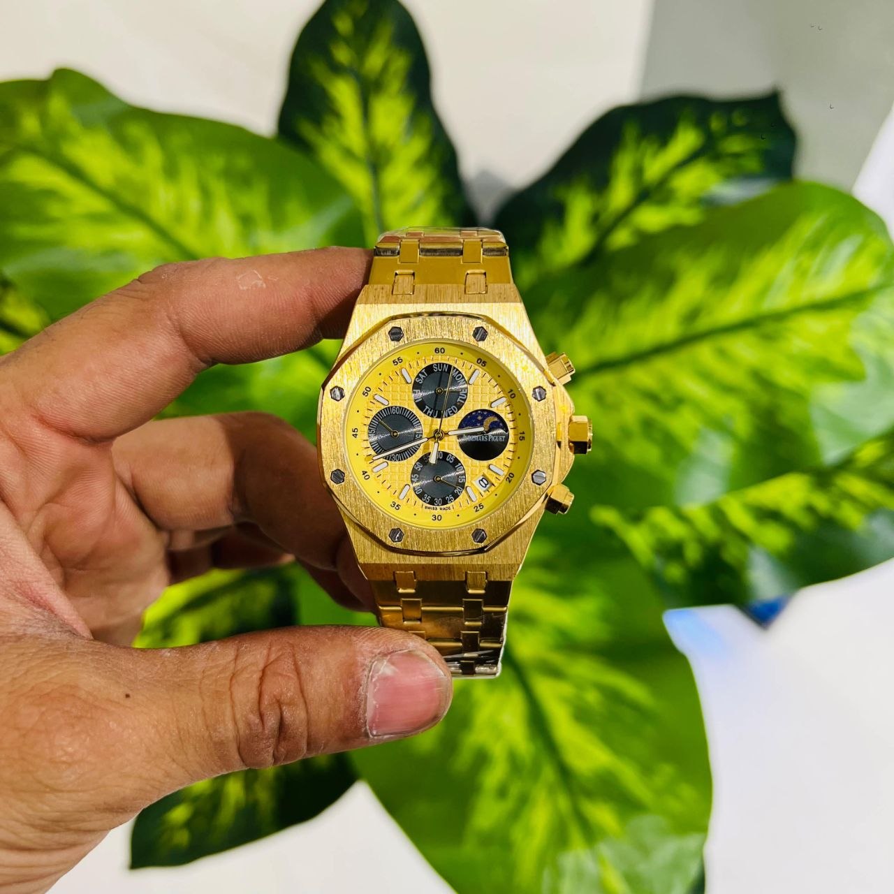 Audemars Piguet Royal Oak Selfwinding Chronograph Golden Yellow