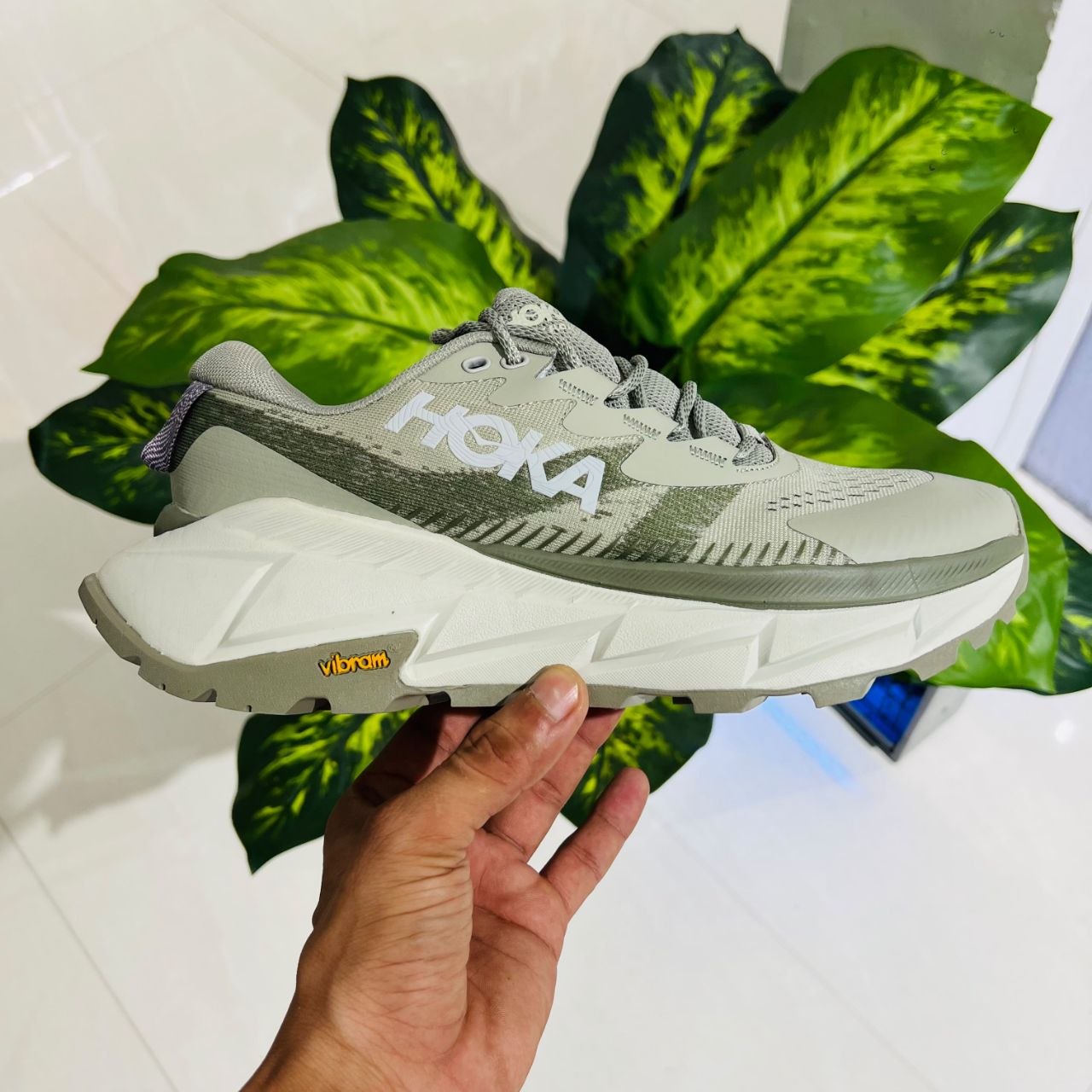 Shoes hoka olive green