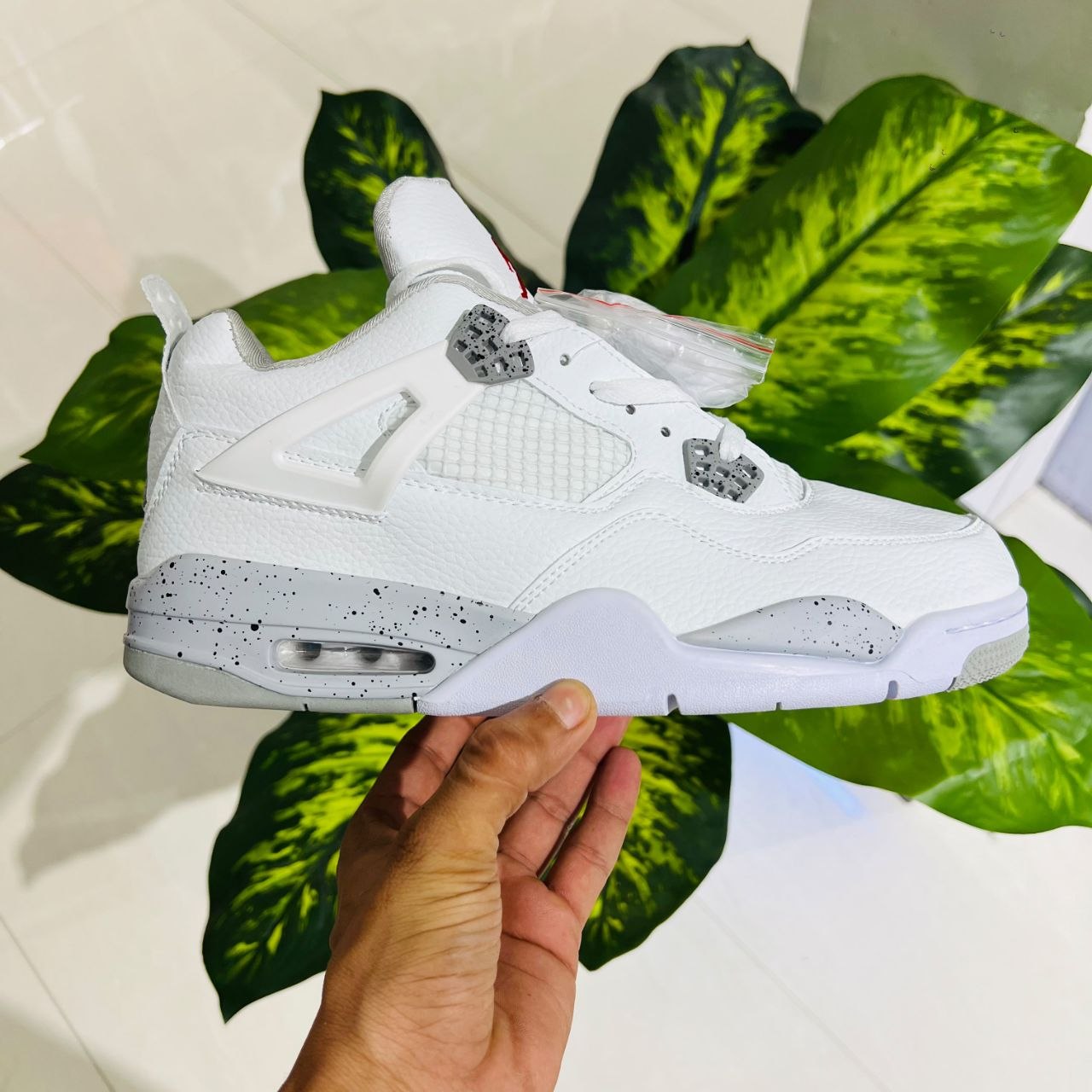 Shoes nike air jordan retro 4 white grey