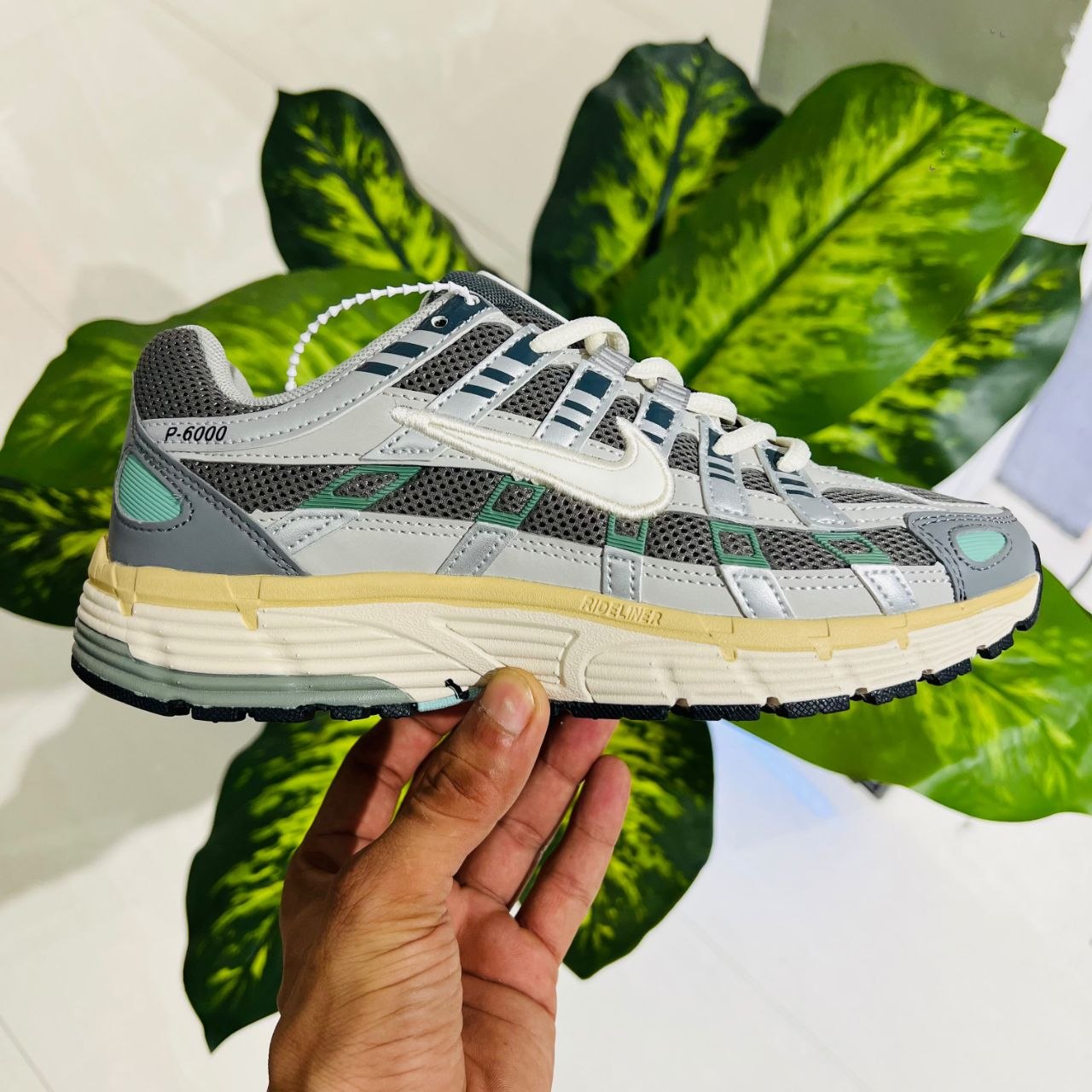Shoes nike p6000 grey green